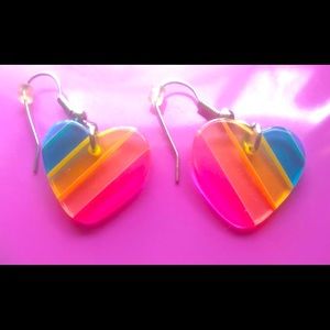 Colored heart hanging earrings (vintage)